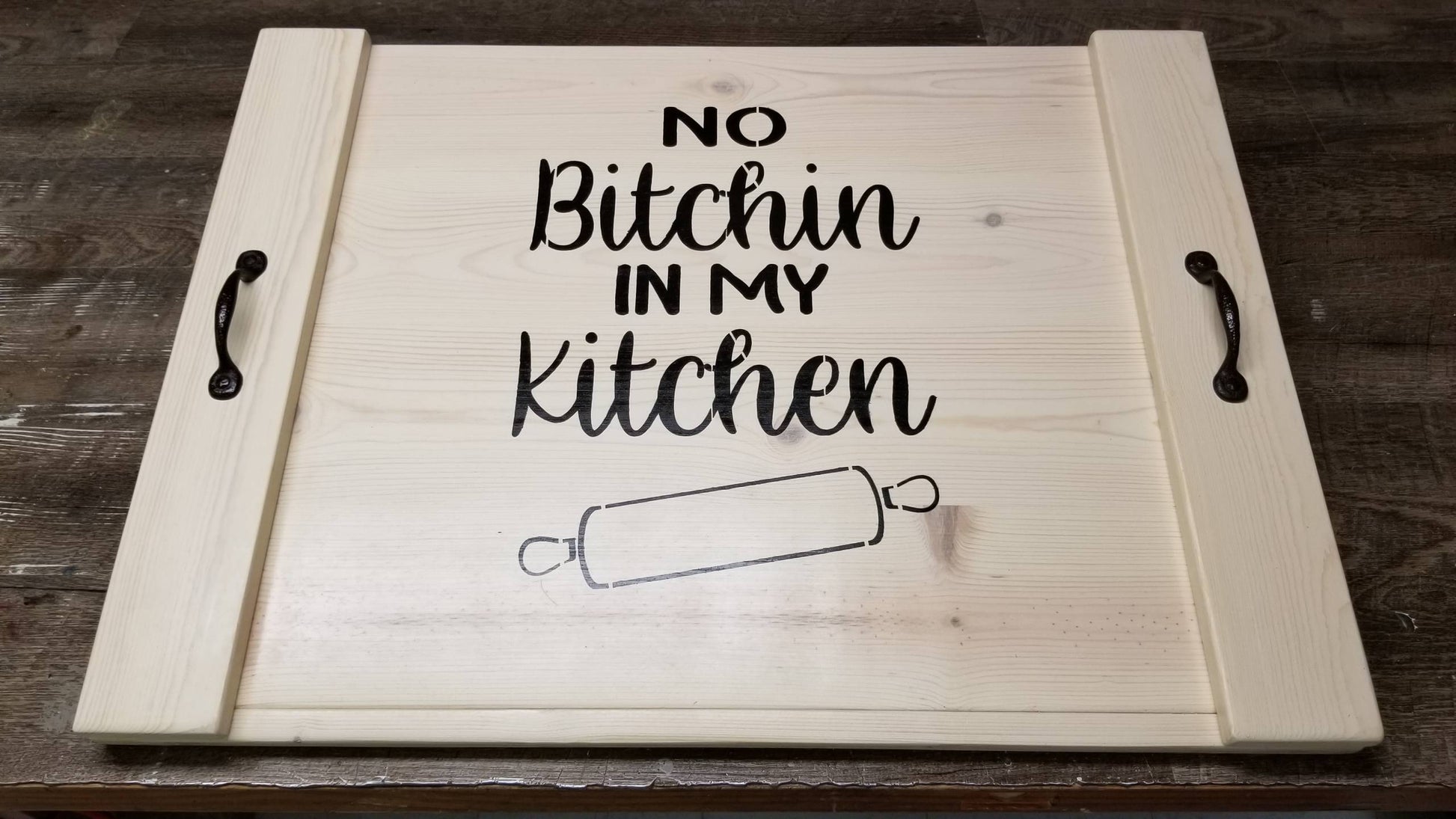 no bitchin in my kitchen